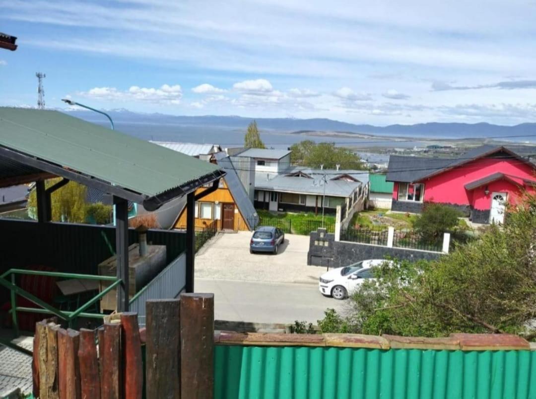 Alem Casa De Familia Hotel Ushuaia Luaran gambar