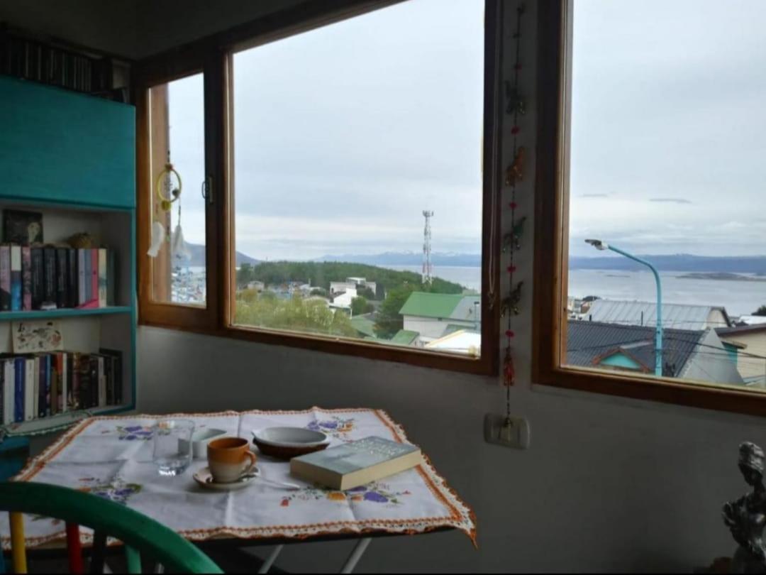Alem Casa De Familia Hotel Ushuaia Luaran gambar